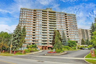 100 Observatory Lane, Richmond Hill Ontario, Canada