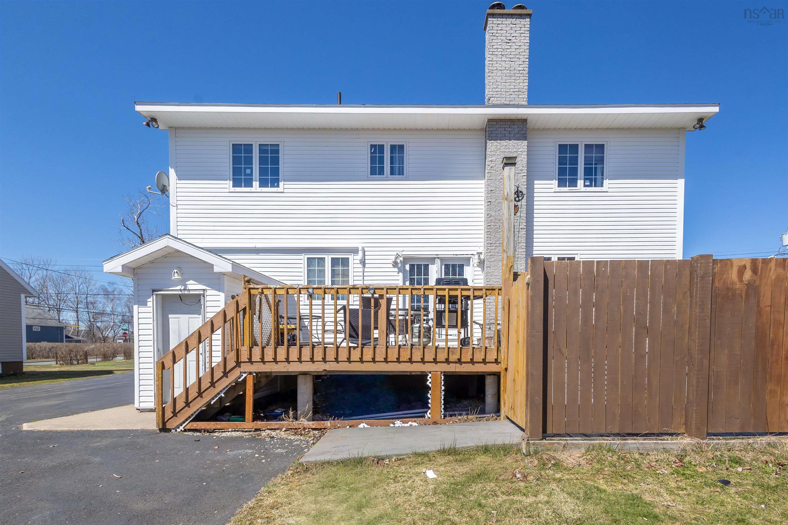 348 Cartier Street, Sydney, Nova Scotia, Canada photo 4