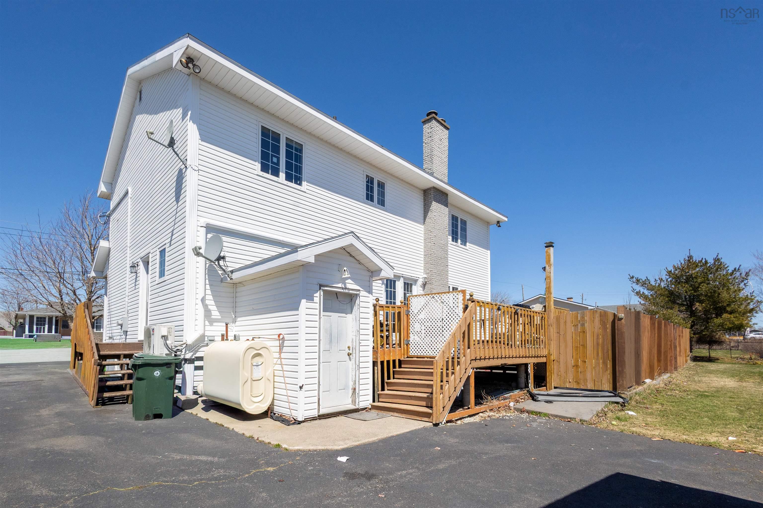 348 Cartier Street, Sydney, Nova Scotia, Canada photo 5