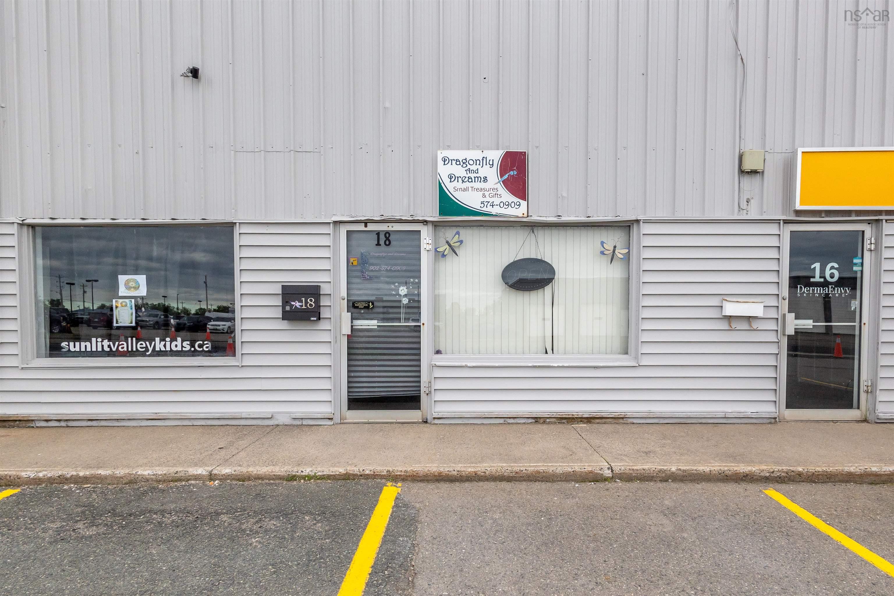 337 Welton Street & 8 Maple Street, Sydney, Nova Scotia, Canada photo 18
