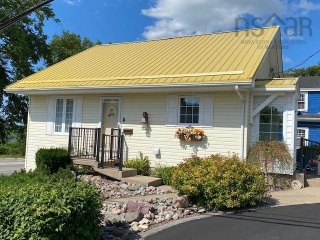 631 Kings Road, Sydney Nova Scotia, Canada