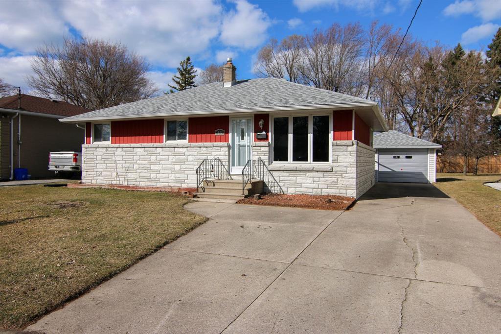 1222 LOGAN Street East, Sarnia Ontario, Canada
