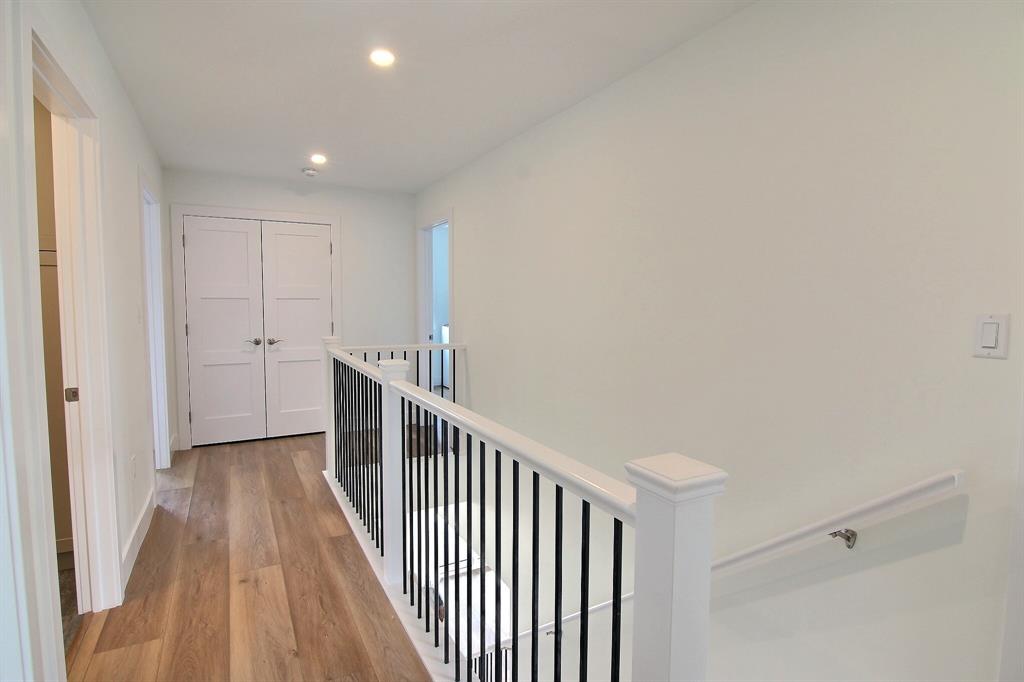 4676 RIVERSIDE Drive, Port Lambton, Ontario, Canada