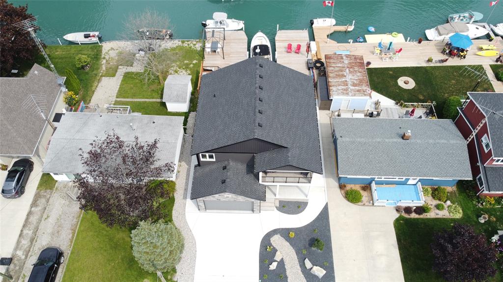 4676 RIVERSIDE Drive, Port Lambton, Ontario, Canada