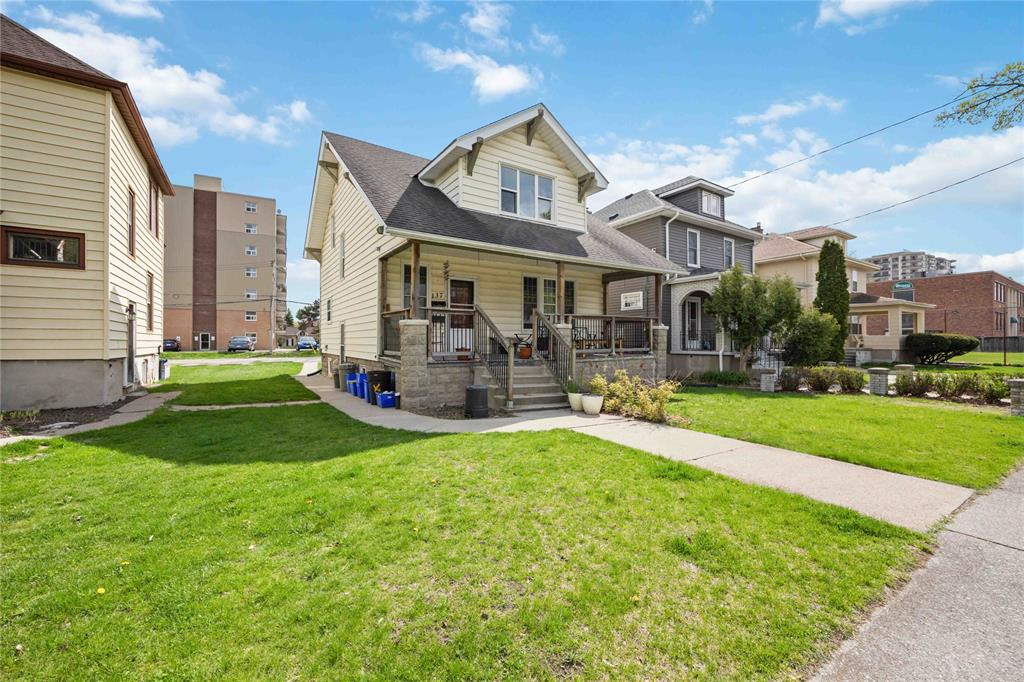 137 DURAND Street, Sarnia, Ontario, Canada photo 3