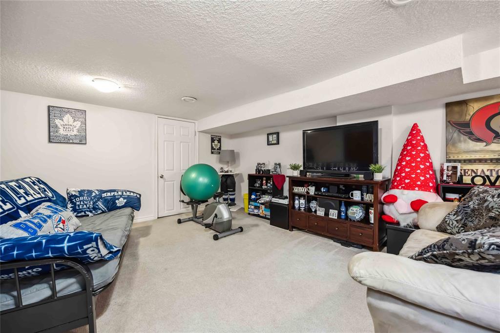 137 DURAND Street, Sarnia, Ontario, Canada photo 16