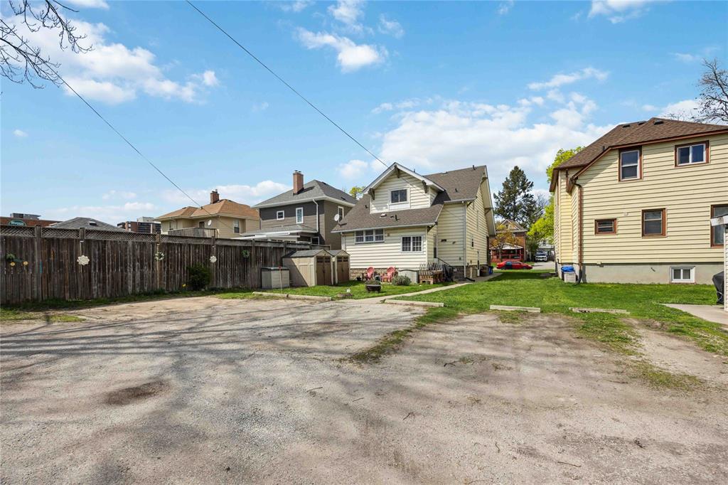 137 DURAND Street, Sarnia, Ontario, Canada photo 37