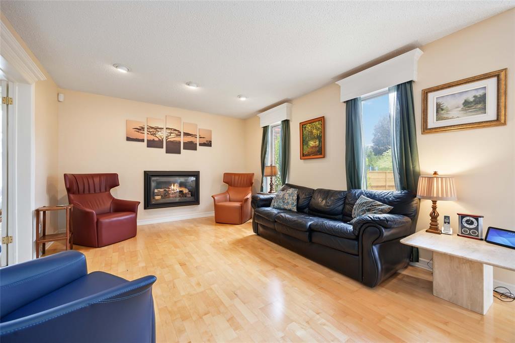 1348 ERROL Road East, Sarnia, Ontario, Canada photo 6