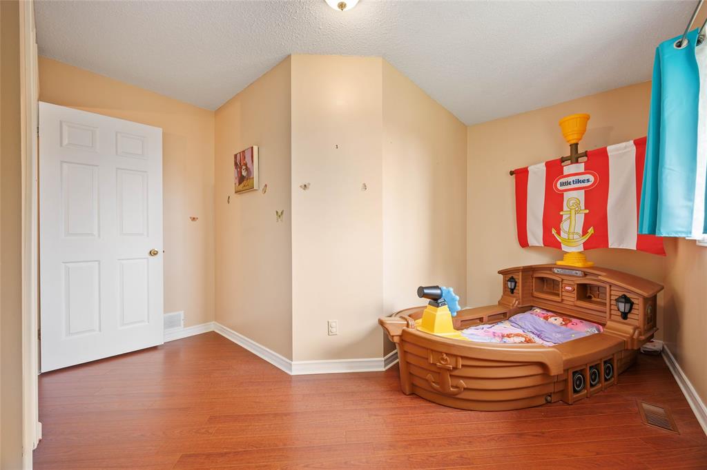 1348 ERROL Road East, Sarnia, Ontario, Canada photo 23