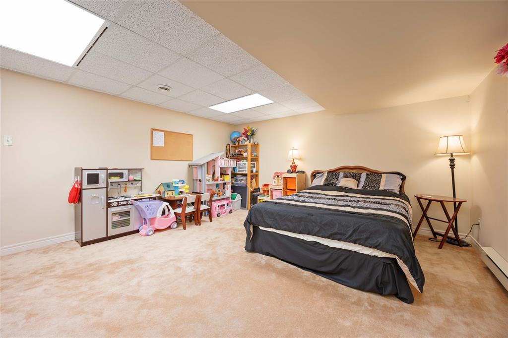 1348 ERROL Road East, Sarnia, Ontario, Canada photo 28