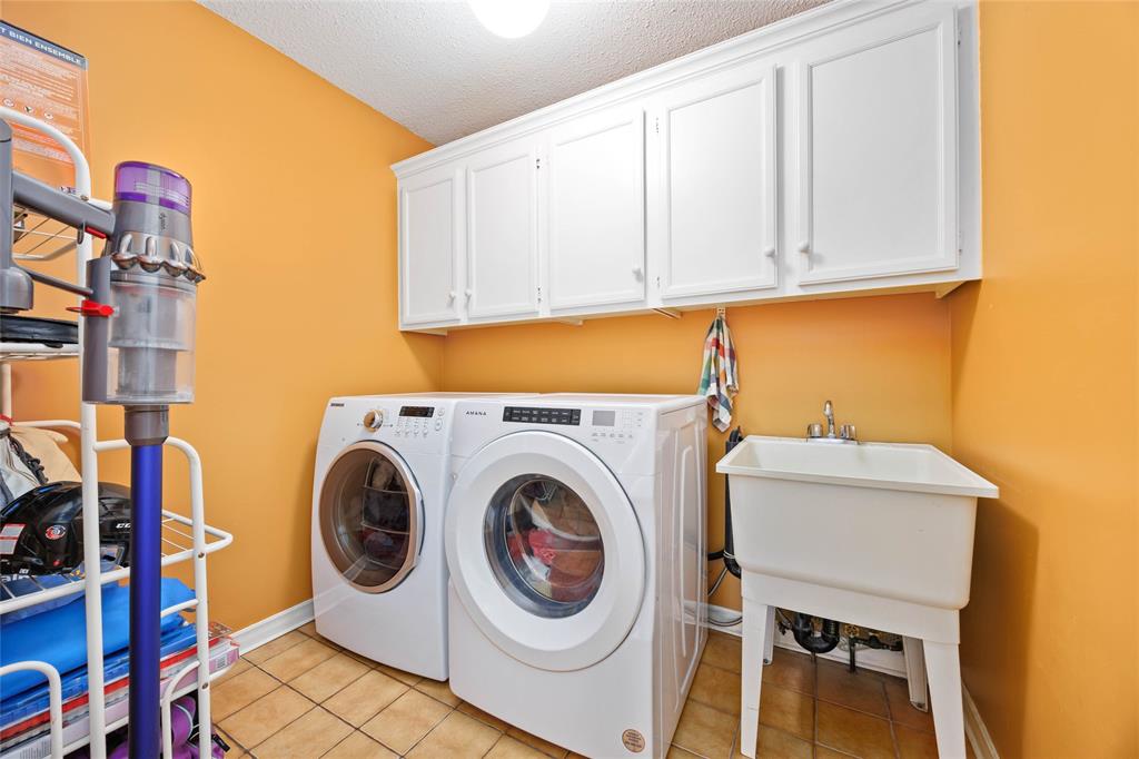 1348 ERROL Road East, Sarnia, Ontario, Canada photo 30