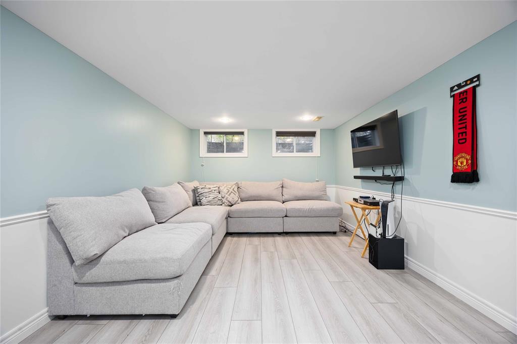 129 HANNA Crescent, Sarnia, Ontario, Canada photo 18