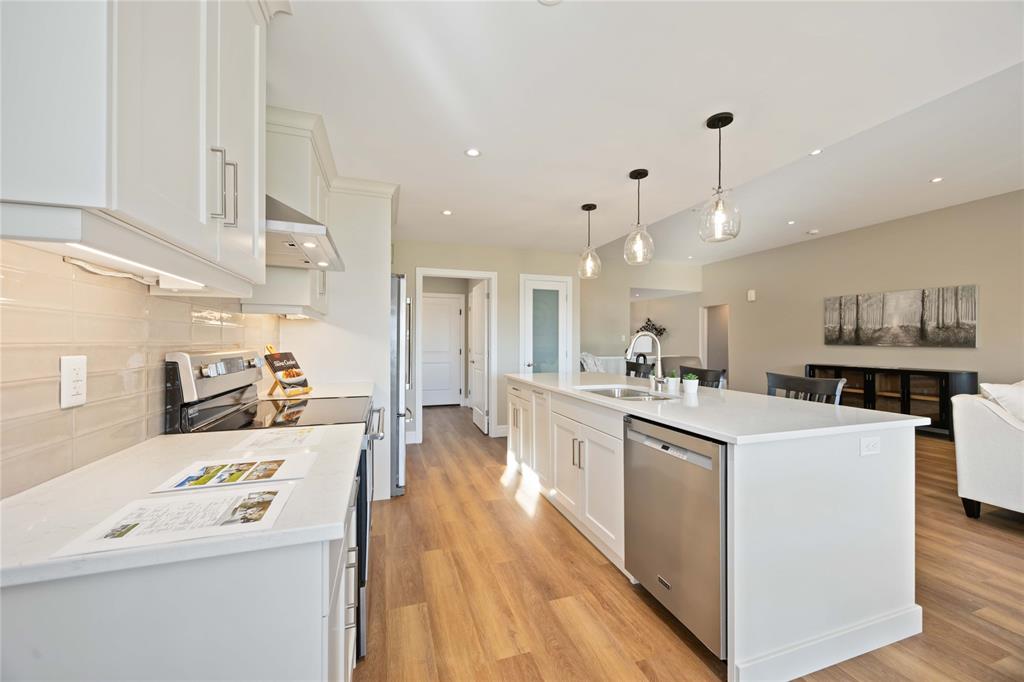 3593 EGREMONT Road, Plympton-Wyoming, Ontario, Canada photo 8