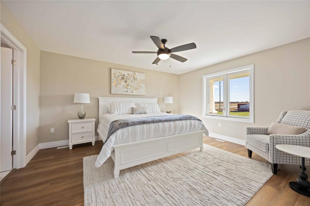 3593 EGREMONT Road, Plympton-Wyoming, Ontario, Canada photo 10