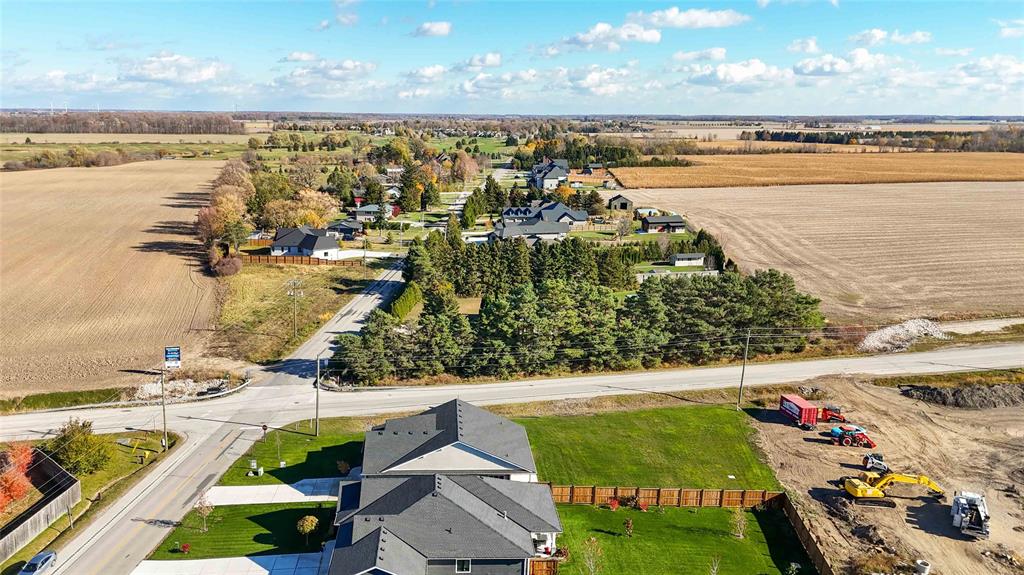 3593 EGREMONT Road, Plympton-Wyoming, Ontario, Canada photo 30