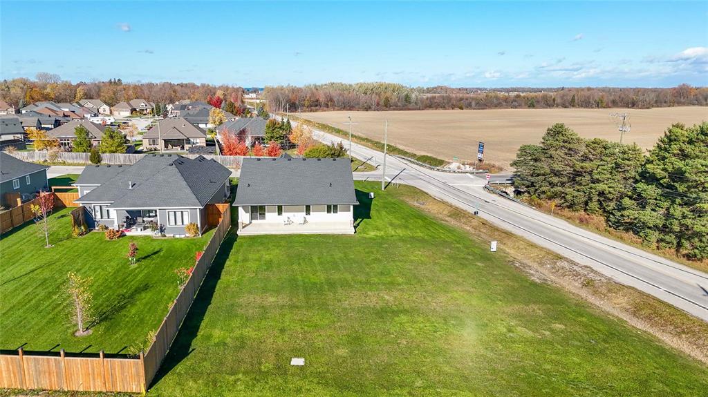 3593 EGREMONT Road, Plympton-Wyoming, Ontario, Canada photo 38