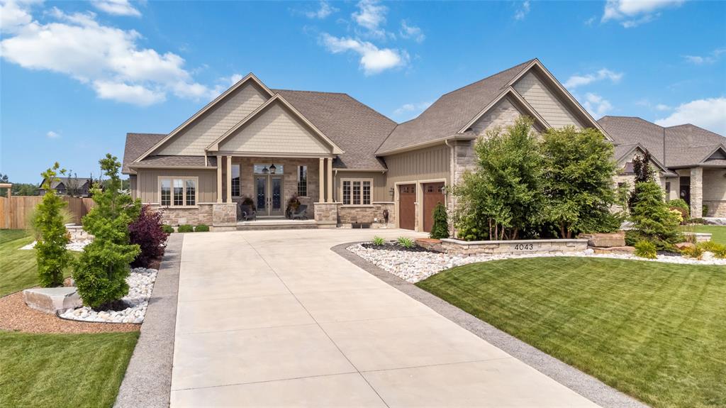 4043 VAN BREE Drive, Plympton-Wyoming, Ontario, Canada photo 1