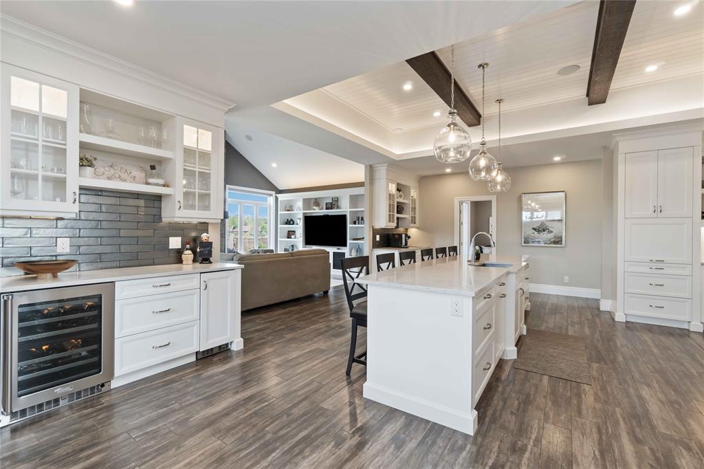 4043 VAN BREE Drive, Plympton-Wyoming, Ontario, Canada photo 7