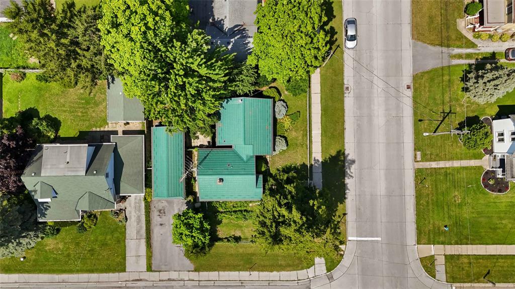 439 MAUDE Street, Petrolia, Ontario, Canada photo 38
