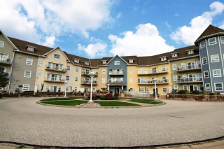 1550 VENETIAN Boulevard Unit# 112, Point Edward Ontario, Canada