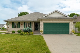 195 PADDOCK GREEN Circle, St. Clair Ontario, Canada