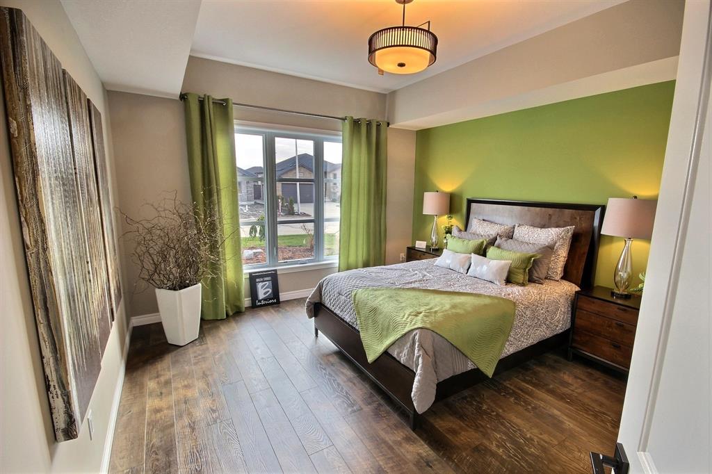 178 HENNESSY, Lambton Shores Ontario, Canada
