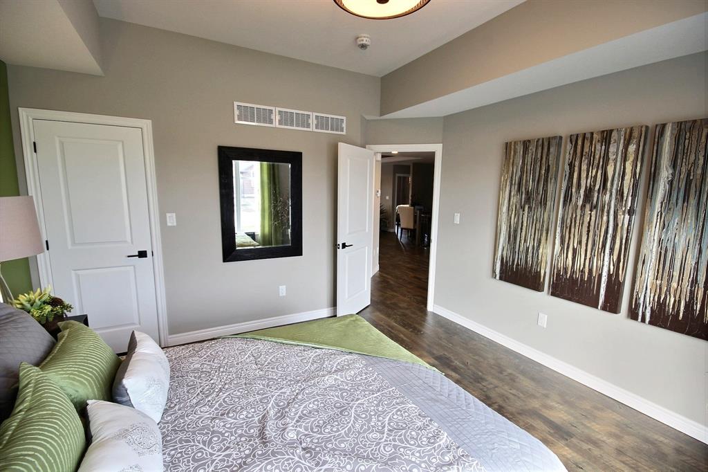 178 HENNESSY, Lambton Shores Ontario, Canada
