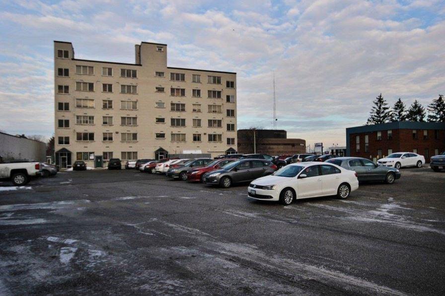 546 CHRISTINA Street North Unit# 301-A, Sarnia Ontario, Canada