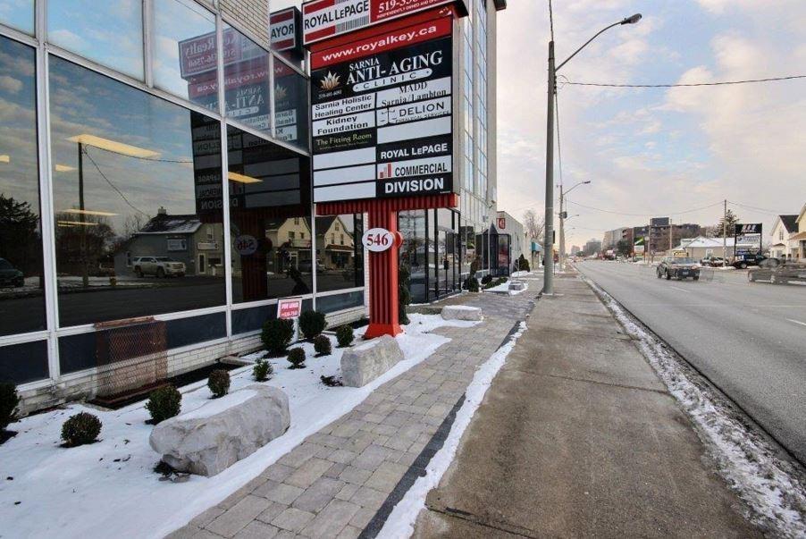 546 CHRISTINA Street North Unit# 301-A, Sarnia Ontario, Canada