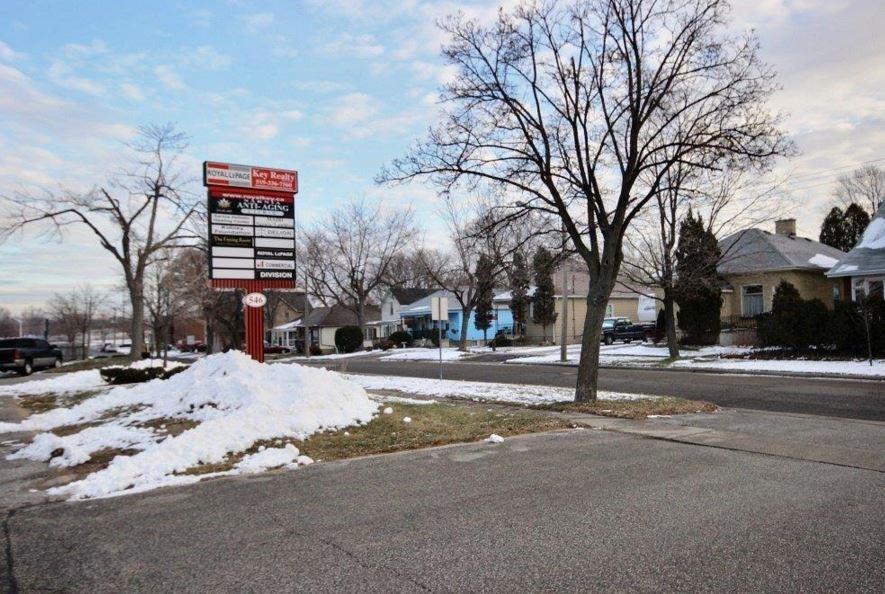 546 CHRISTINA Street North Unit# 301-F, Sarnia Ontario, Canada