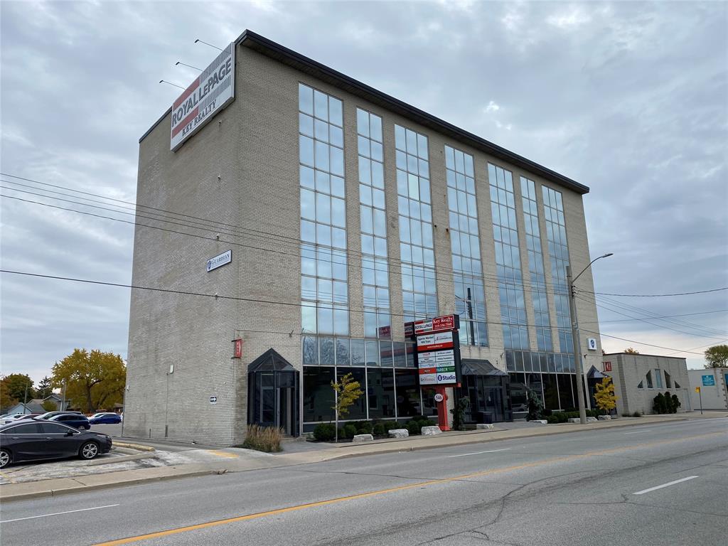 546 CHRISTINA Street North Unit# 600-B, Sarnia, Ontario, Canada