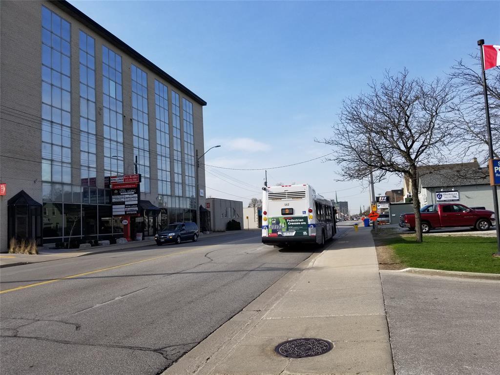 546 CHRISTINA Street North Unit# 404-D, Sarnia, Ontario, Canada