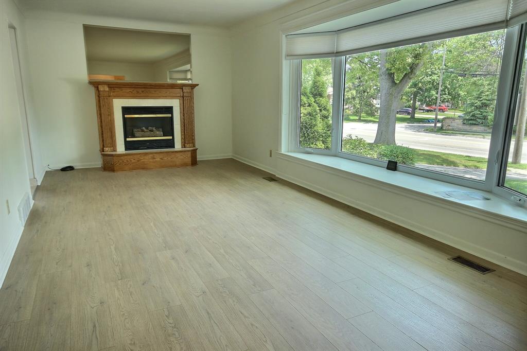 1227 COLBORNE Road, Sarnia, Ontario, Canada photo 5