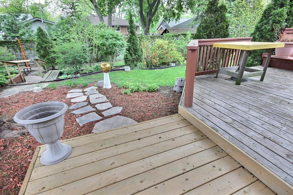 1227 COLBORNE Road, Sarnia, Ontario, Canada photo 11