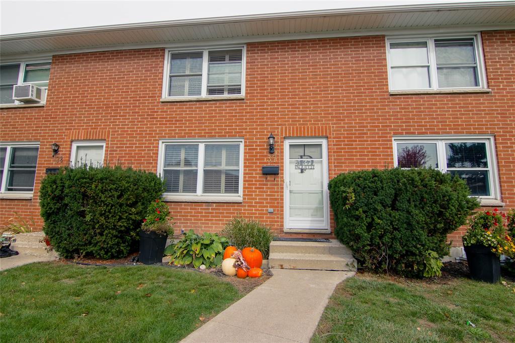 295 EDGEWOOD Street Unit# 37, Sarnia Ontario, Canada