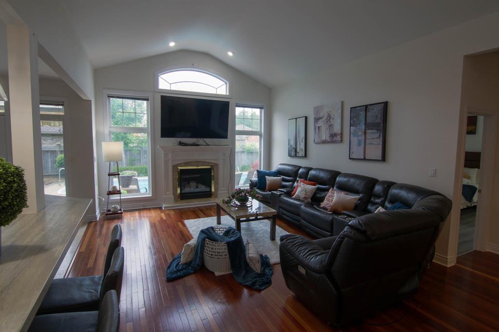 3217 STONEBROOK Road, Sarnia, Ontario, Canada