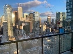 290 Adelaide St, Toronto Ontario, Canada