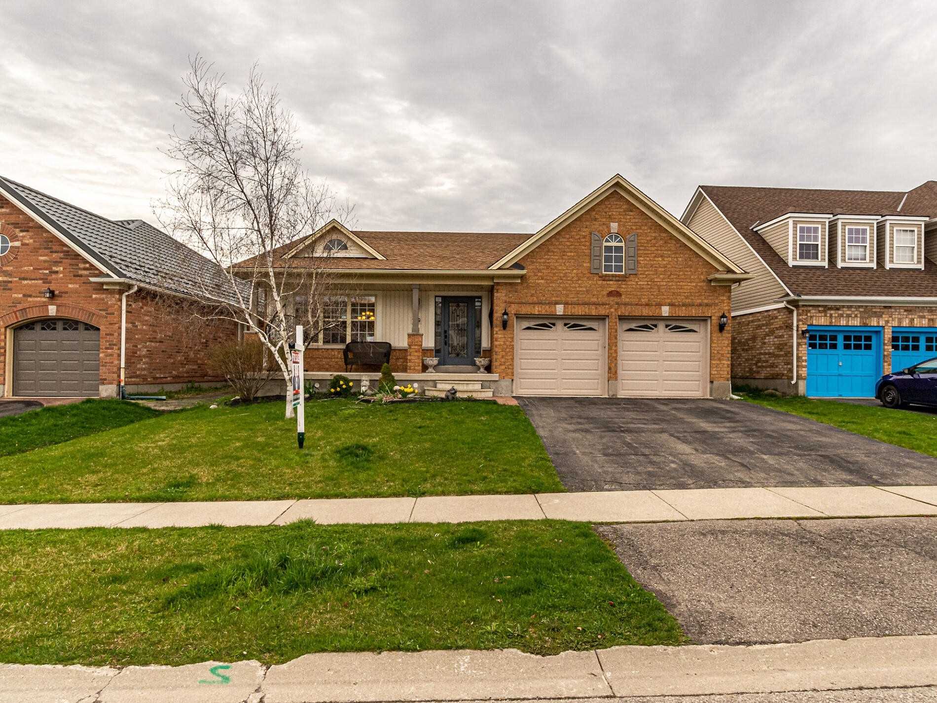 109 Blackburn Dr, Brantford Ontario, Canada