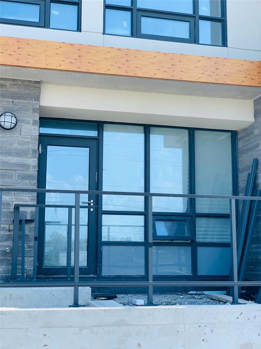 1245 Bayly St, Pickering Ontario, Canada