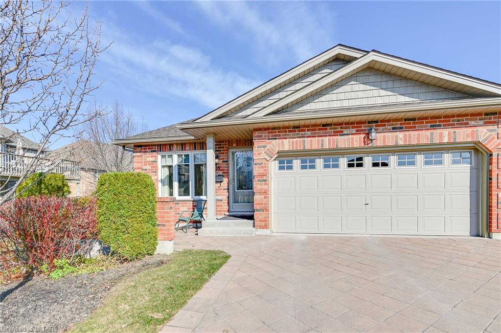 121 MEADOWCREEK Drive Unit# 18, Ilderton Ontario, Canada