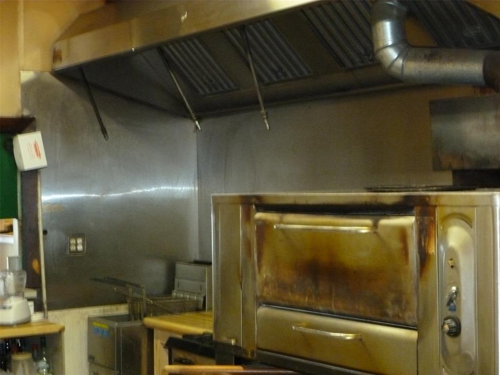 940 MURPHY Road Unit# 2, Sarnia Ontario, Canada