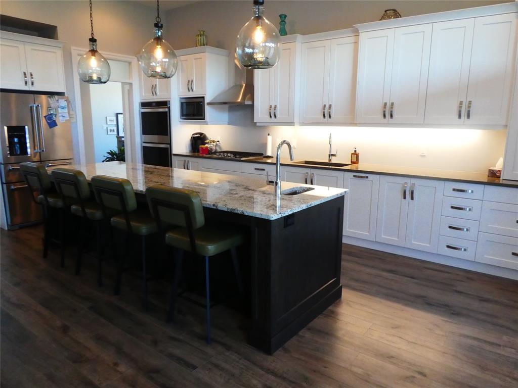 1817 LAKESHORE Road, Sarnia Ontario, Canada