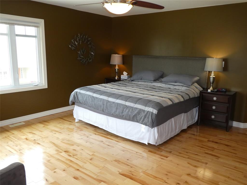 2081 MARION Avenue, Sarnia Ontario, Canada