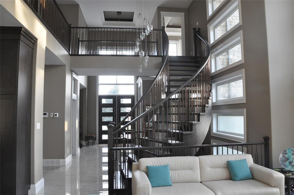 2132 HURON SHORES Drive, Sarnia Ontario, Canada