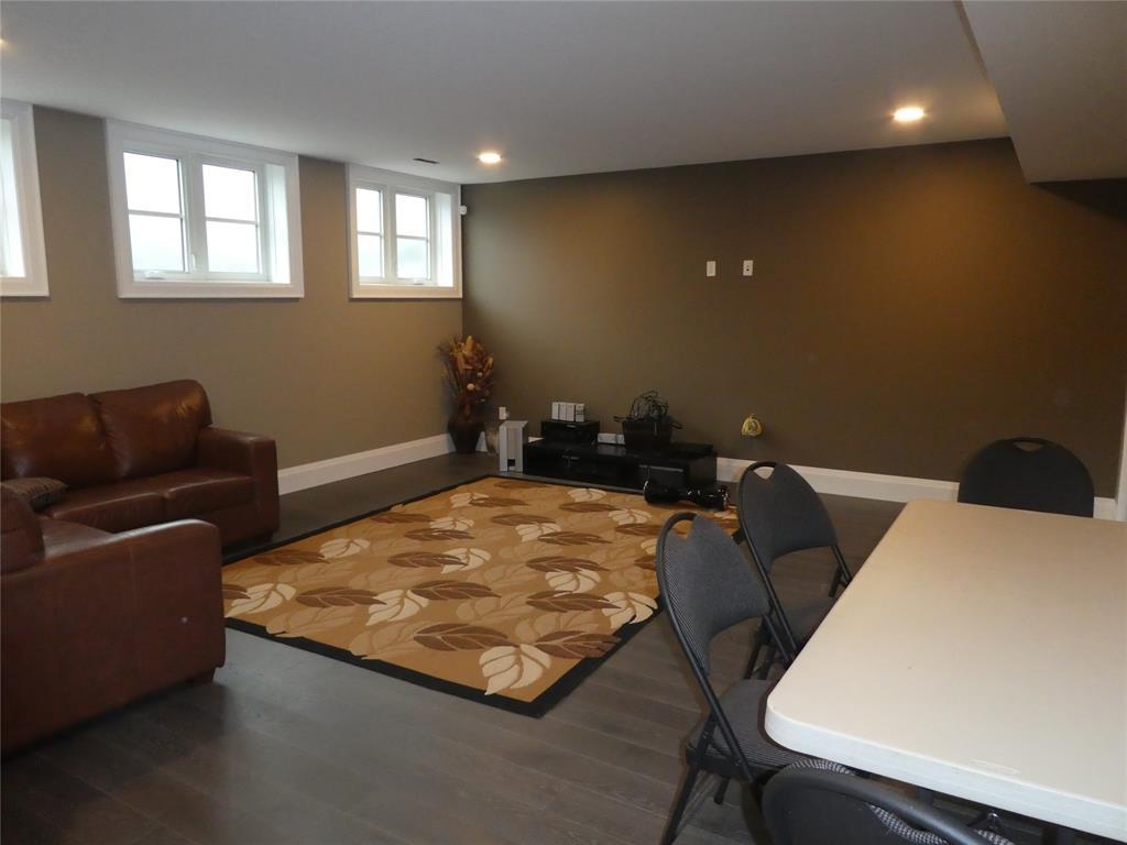 2132 HURON SHORES Drive, Sarnia Ontario, Canada