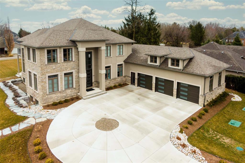 2132 HURON SHORES Drive, Sarnia Ontario, Canada
