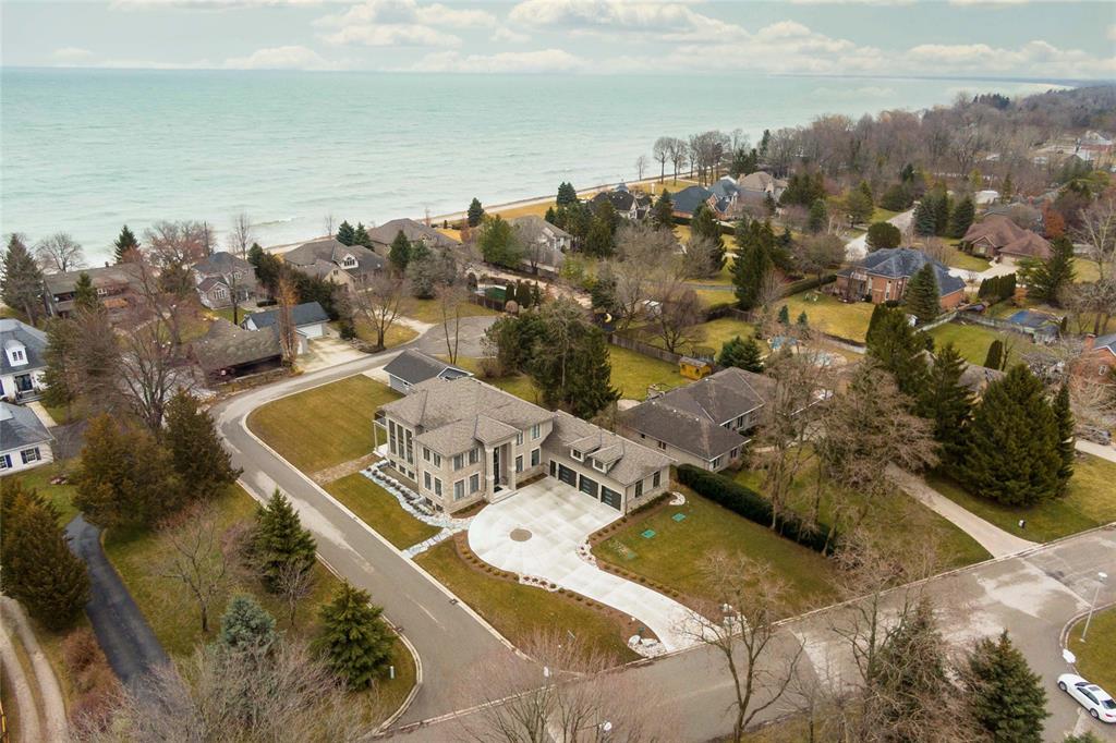 2132 HURON SHORES Drive, Sarnia Ontario, Canada