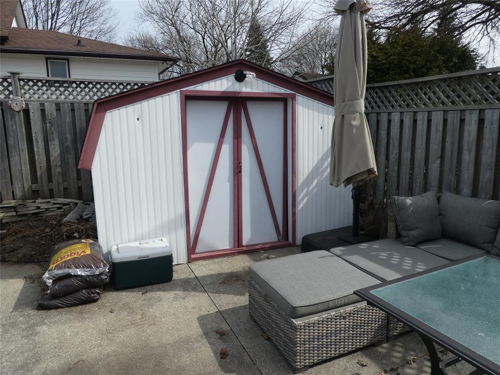 1130 BRIARFIELD Avenue, Sarnia Ontario, Canada