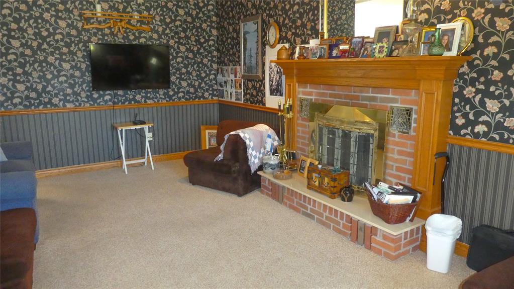 1608 HOLDEN Drive, Sarnia Ontario, Canada