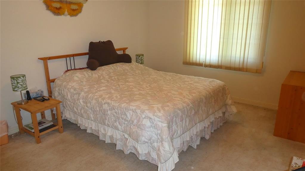1608 HOLDEN Drive, Sarnia Ontario, Canada